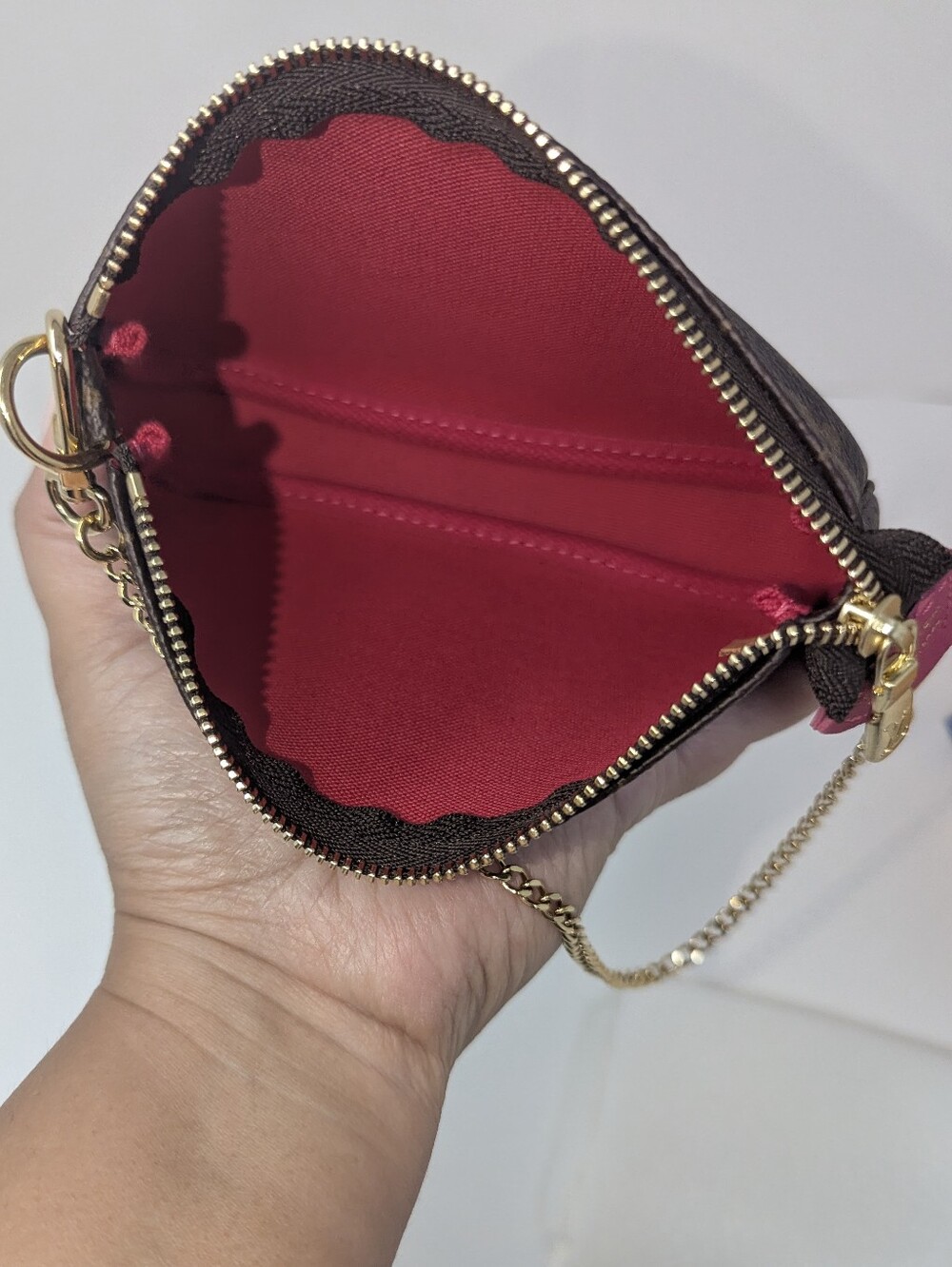 LV Monogram Mini Pochette Accessoires Christmas Holiday Edition 2019 - Picture 5 of 9